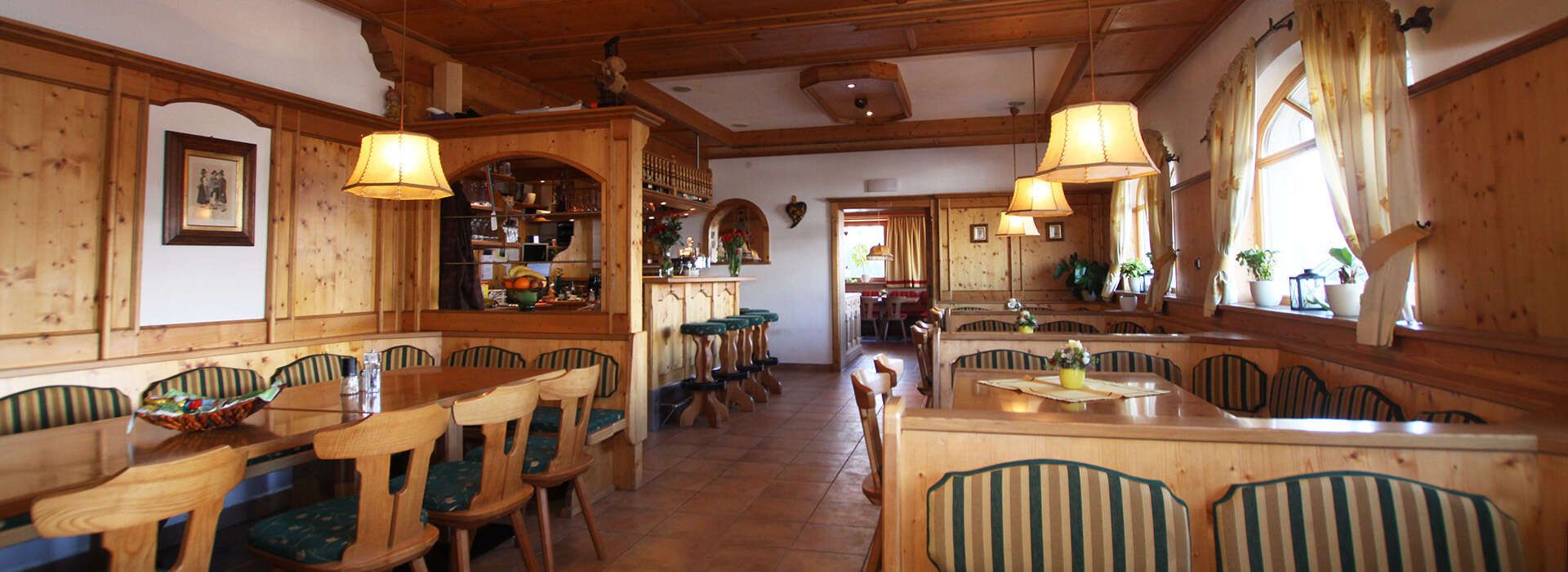 Bergschenke Krin Dining room in the Kirchberg Tirol restaurant